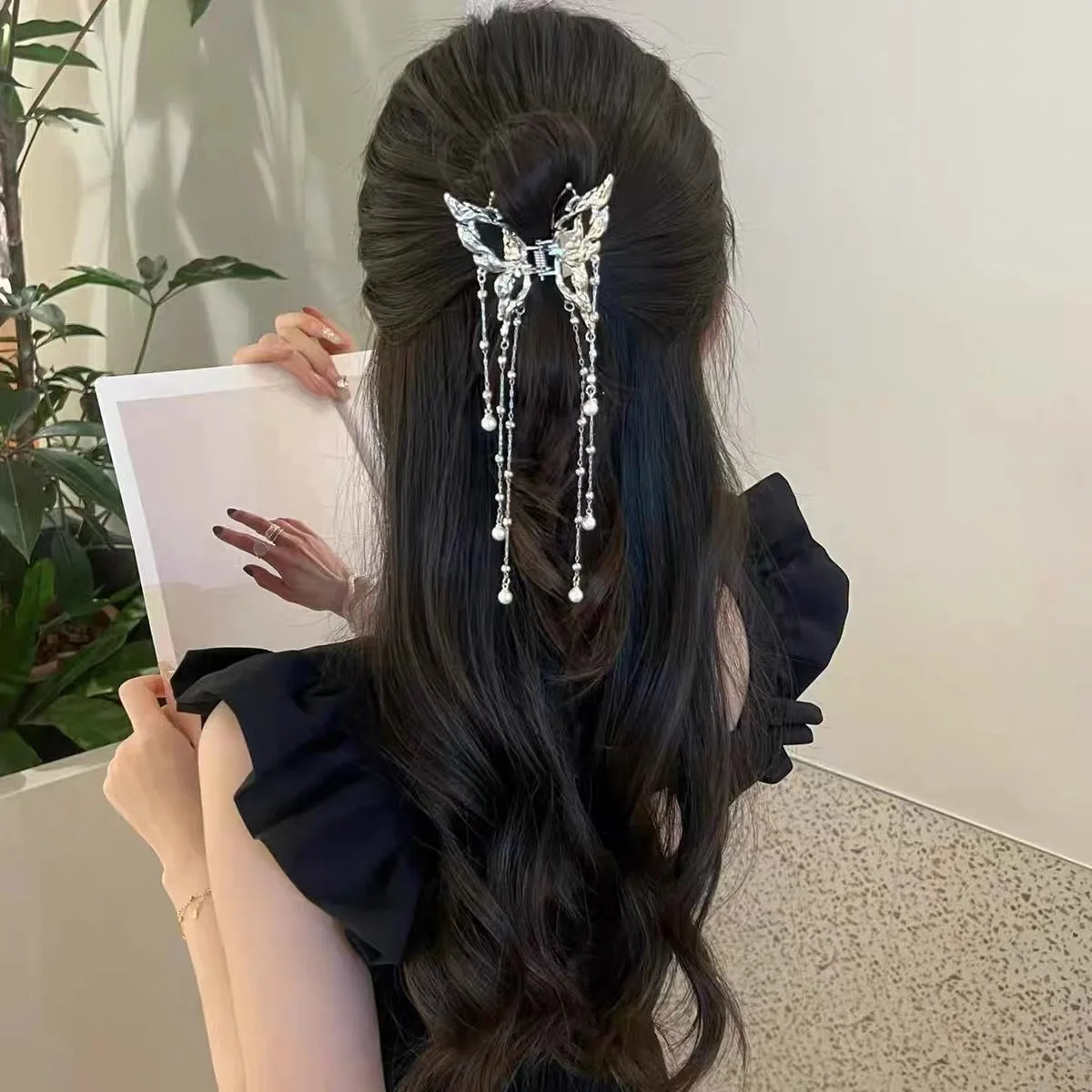 AWAYTR サメ カニ クリップ 女の子 ヘアピン ヘアアクセサリー 韓国女性用 シンプル ヘア クロー クリップ バタフライ パール タッセル ヘアクリップ